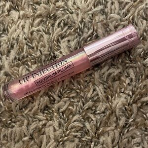 Too Faced Lip Injection Maximum Plump